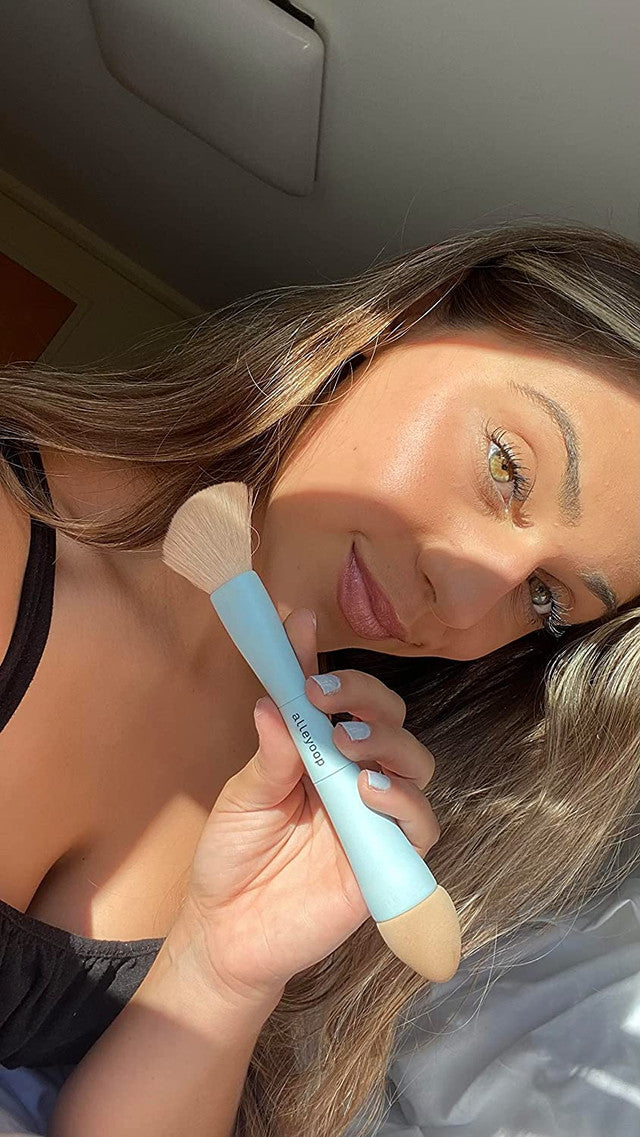4 In 1 Makeup Brush